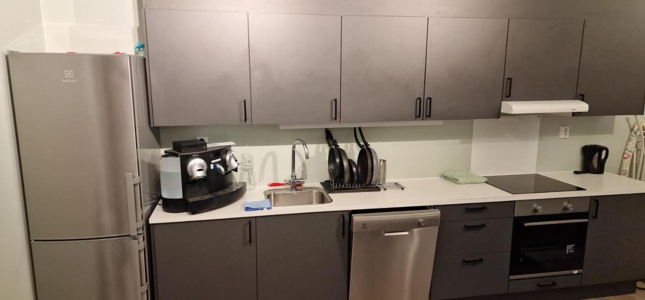 Lovely 3-bedroom In The Heart Of Apartment Oslo
