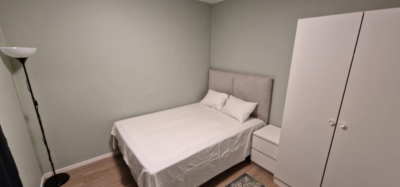 Lovely 3-bedroom In The Heart Of *